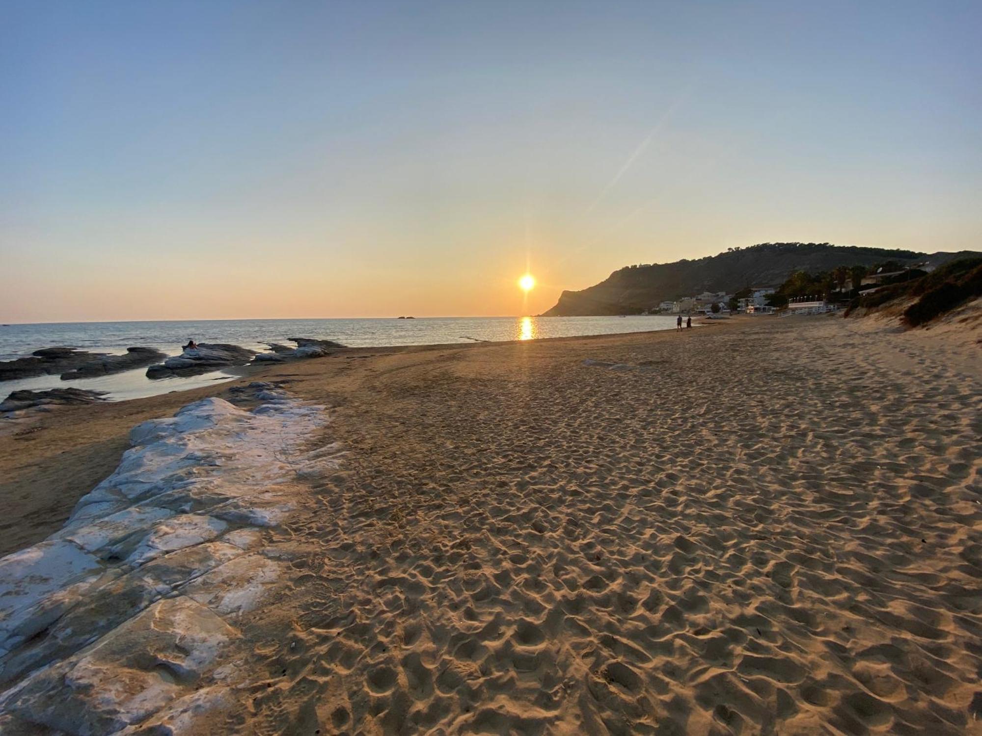 Casa Vacanza Scala Dei Turchi 레알몬테 외부 사진